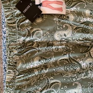 Green yoga-type print pants from H&M! Never worn